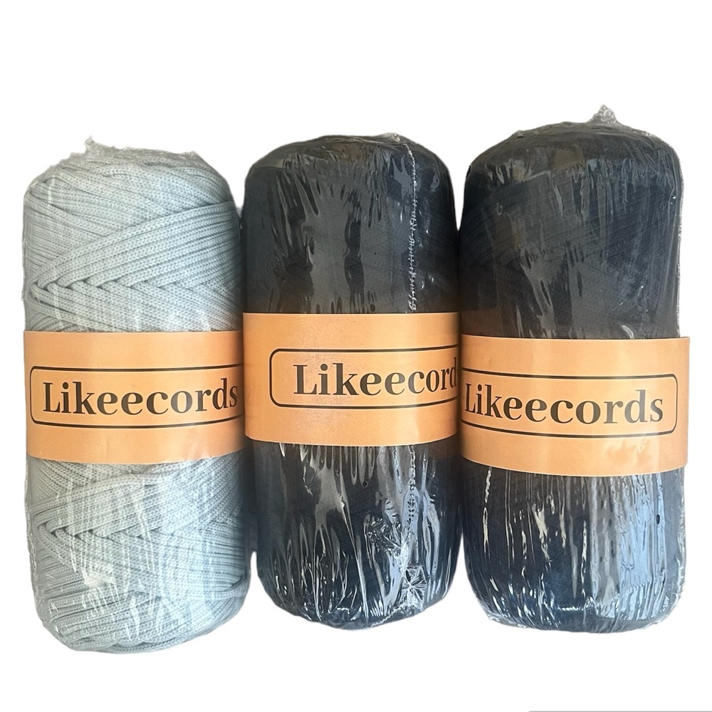 Likeecords 4mm Polyester Knitted Crochet Yarn 130m pack of 3 (2 black, 1 grey)
